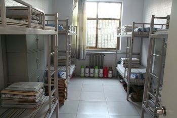 石家莊東華鐵路學校住宿怎么管理