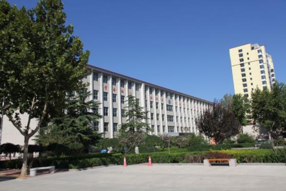 河北經濟管理學校2020年學費多少？