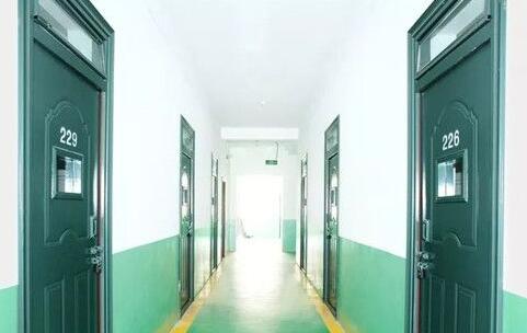 河北經濟管理學校宿舍條件