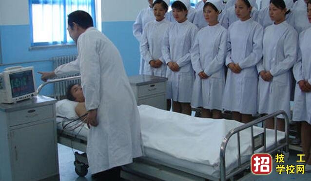 怎么報(bào)名石家莊北方醫(yī)學(xué)中等專(zhuān)業(yè)學(xué)校2020年春季班