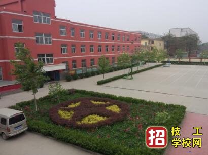 石家莊協和醫學中專學校交通方便嗎？