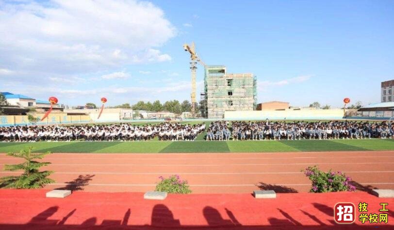 石家莊冀中醫學中等專業學校學費多少