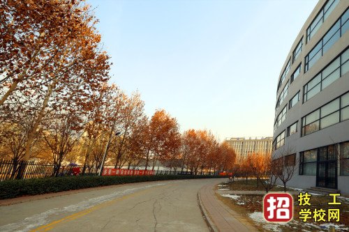 石家莊工業信息中等專業學校地址在哪里