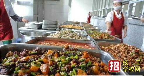 石家莊法商中等專業(yè)學(xué)校宿舍條件怎么樣？