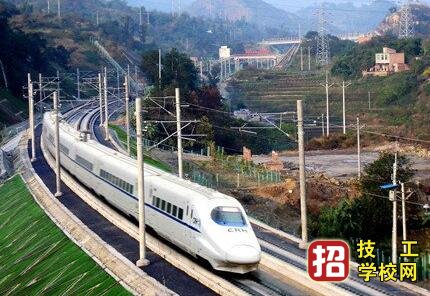 普通人想考火車司機(jī)怎么報(bào)名