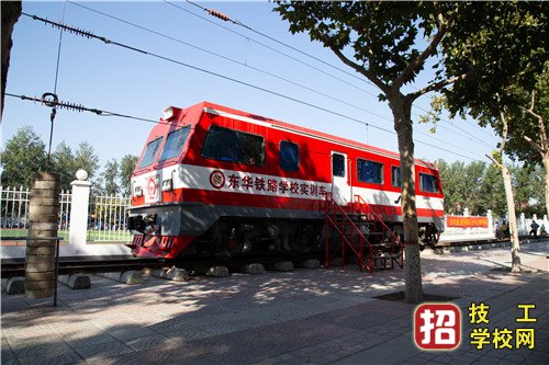 火車司機專業都需要考什么證?