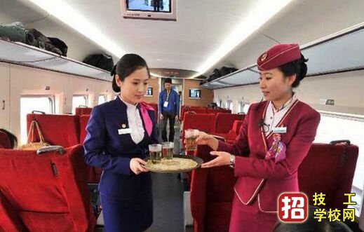 報讀高鐵乘務專業對外貌要求高嗎？
