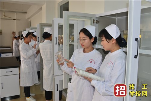 石家莊冀聯(lián)醫(yī)學(xué)院口腔修復(fù)工藝專業(yè)怎么樣?