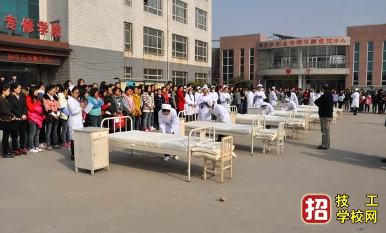 石家莊柯棣華醫(yī)學院2021年收費標準