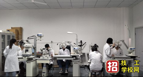 為什么好多初三學生選擇春季報名石家莊白求恩醫學院？