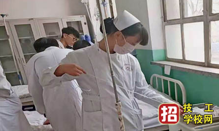 石家莊白求恩醫(yī)學院2021年春季學費多少？