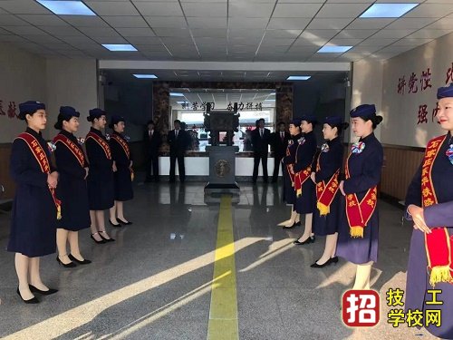 石家莊東華鐵路學校春季班學費減免多少?