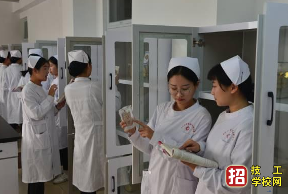 初中畢業生能去石家莊冀中醫學中等專業學校上學嗎？