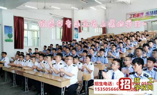 初中生可以選擇航空乘務(wù)專業(yè)嗎?