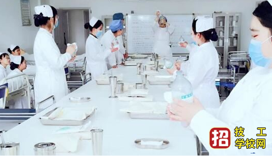 石家莊白求恩醫(yī)學(xué)院護(hù)理專業(yè)畢業(yè)可以考藥師嗎