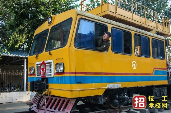 內燃機車運用與檢修專業就業方向詳解