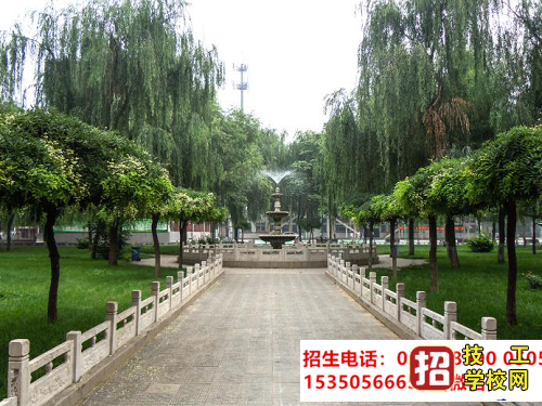 石家莊東華鐵路學校學生可以走讀嗎?