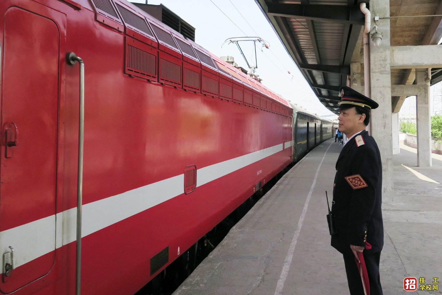 報鐵路運輸管理專業有什么報名條件嗎？