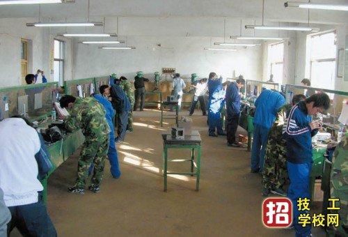 石家莊高級技工學校有多少教職工