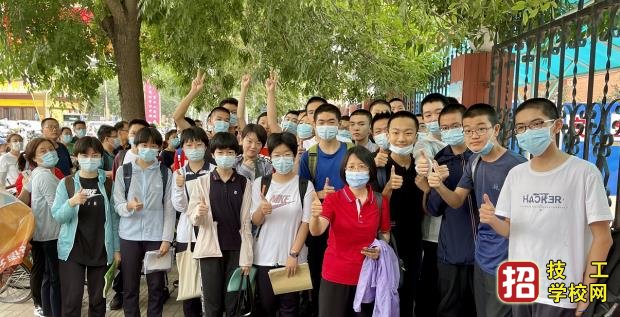 河北省年有多少人參加2021年中考？