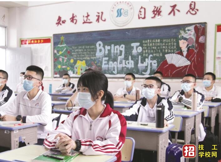 初三家長一定要了解的升學途徑 讓孩子輕松上大學