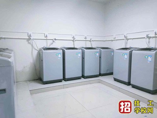 河北同仁醫(yī)學(xué)院有洗衣機(jī)嗎?