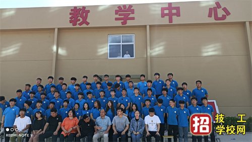 4月可以報名石家莊同仁醫學院嗎？