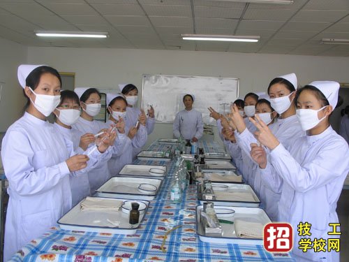 河北同仁醫學院畢業證在學信網能查到嗎?國家承認嗎？