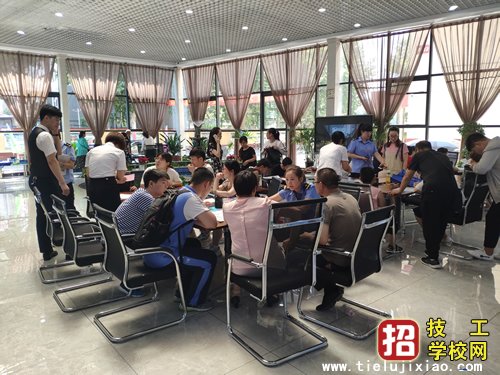 石家莊鐵路中專學(xué)校2023年招生有哪些專業(yè)