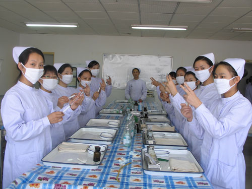 河北同仁醫學中等專業學校學生將來能升學考大專嗎？