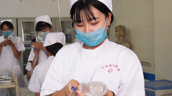 河北同仁醫專能減免學費嗎